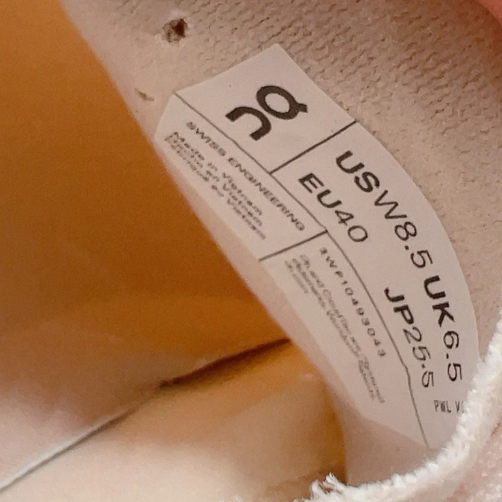 On Running Cloudmonster Women's Shoes Sneakers Void Dew Ivory Beige US 8.5